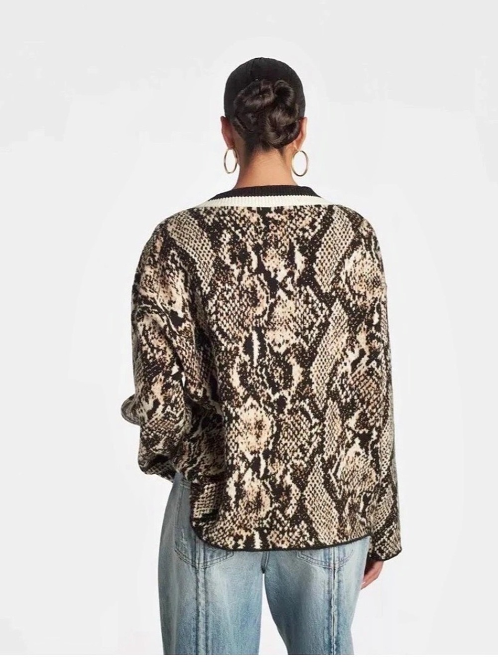 KBB by Kahlana Animal Print V-Neck Cardigan Size Small - Picture 2 of 4